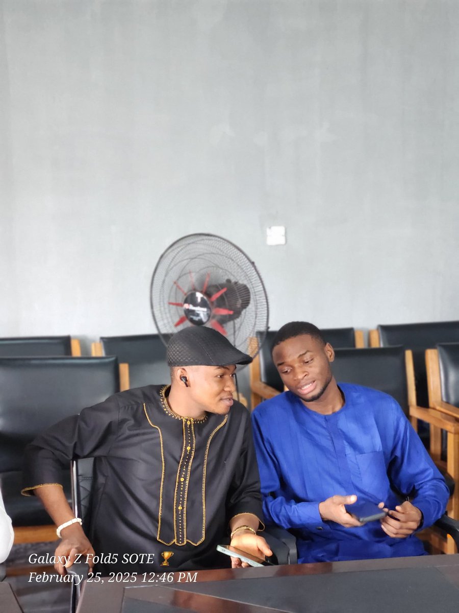 Ebuka001_'s tweet image. When you&apos;re fully revealed you become too common to be respected.
#Itcanonlygetbetter
#Nysc