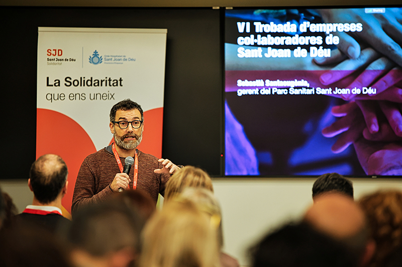 solidaritatSJD's tweet image. Professionals de 38 empreses, juntament amb representants de diferents centres de Sant Joan de Déu, ens hem trobat avui al RISE Center del @ParcSanitariSJD per compartir experiències i reflexionar sobre la #SoledatNoDesitjada a l’entorn laboral.

T&apos;ho expliquem…