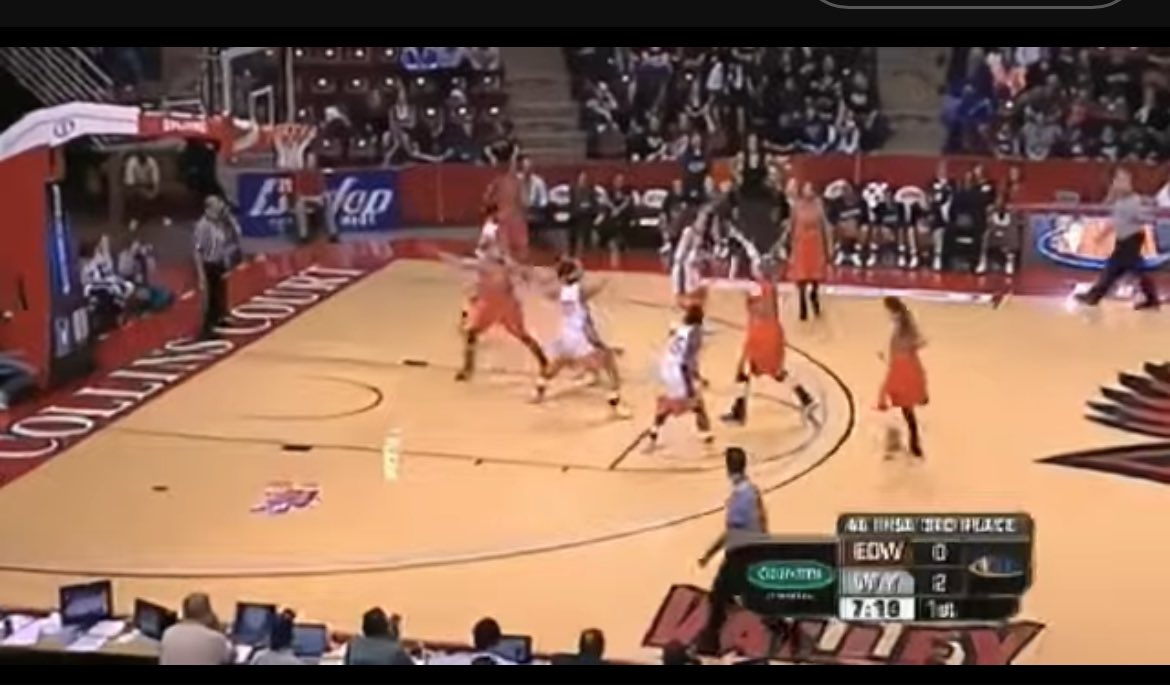 ehshof's tweet image. The 2011-12 Girls Basketball Team was a finalist at state. This year, they joined our Hall of Fame. Watch their induction film here: m.youtube.com/watch?v=3l9bTG….