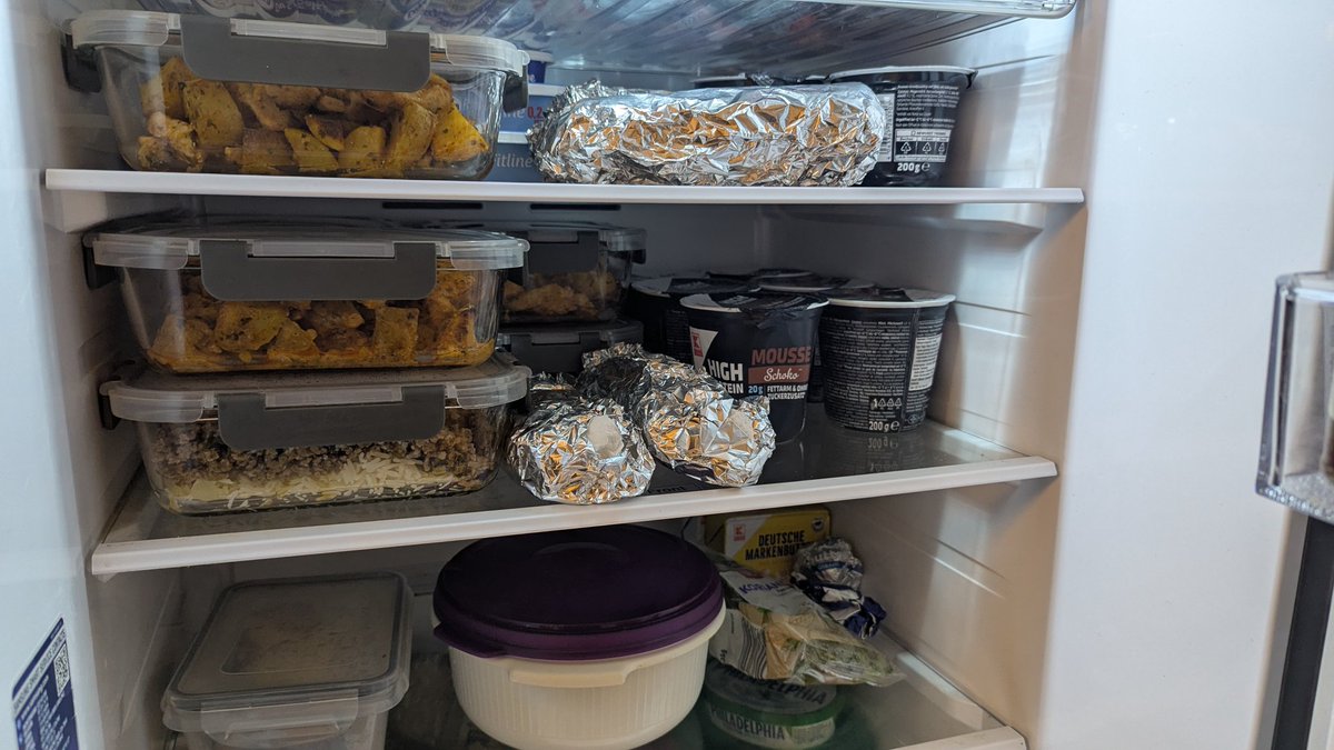 Tomorrow is Xmas (start of new wow tier) so I meal prepped about 30 meals split between fridge and freezer I am not leaving the house for a while, except for gym