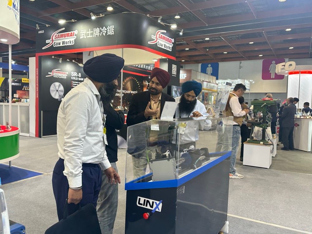 ANCACNCMachines's tweet image. We&apos;re halfway through #TIMTOS2025 but there&apos;s still time to visit us at booth A0824 to see our technology showcase consisting of:

⭐ FX5 ULTRA
⭐ AIMS Connect
⭐ Solutions for the medical industry

Plus, check out the @ANCA Motion technology display right on our booth!