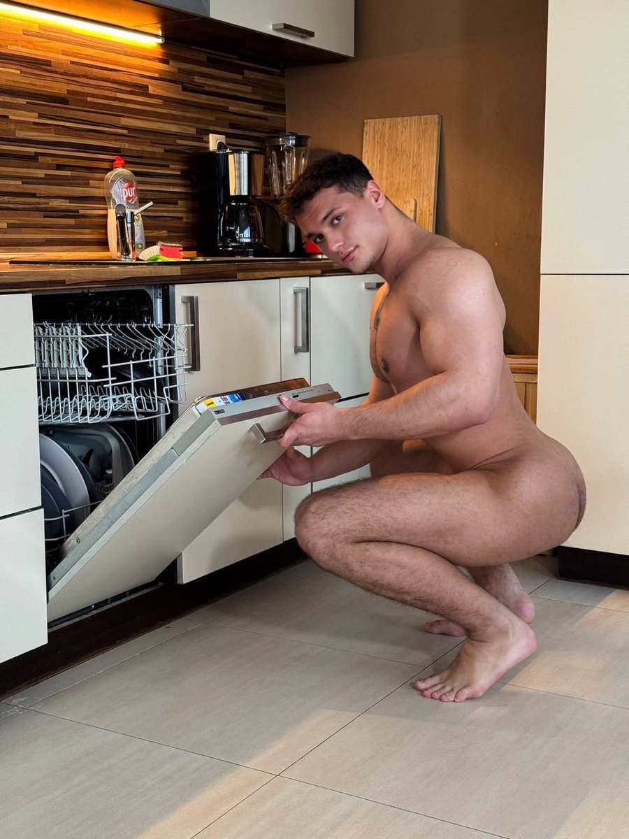 BigBoyCamillo's tweet photo. Husband material 😈 https://t.co/gt6F1Gl5kM