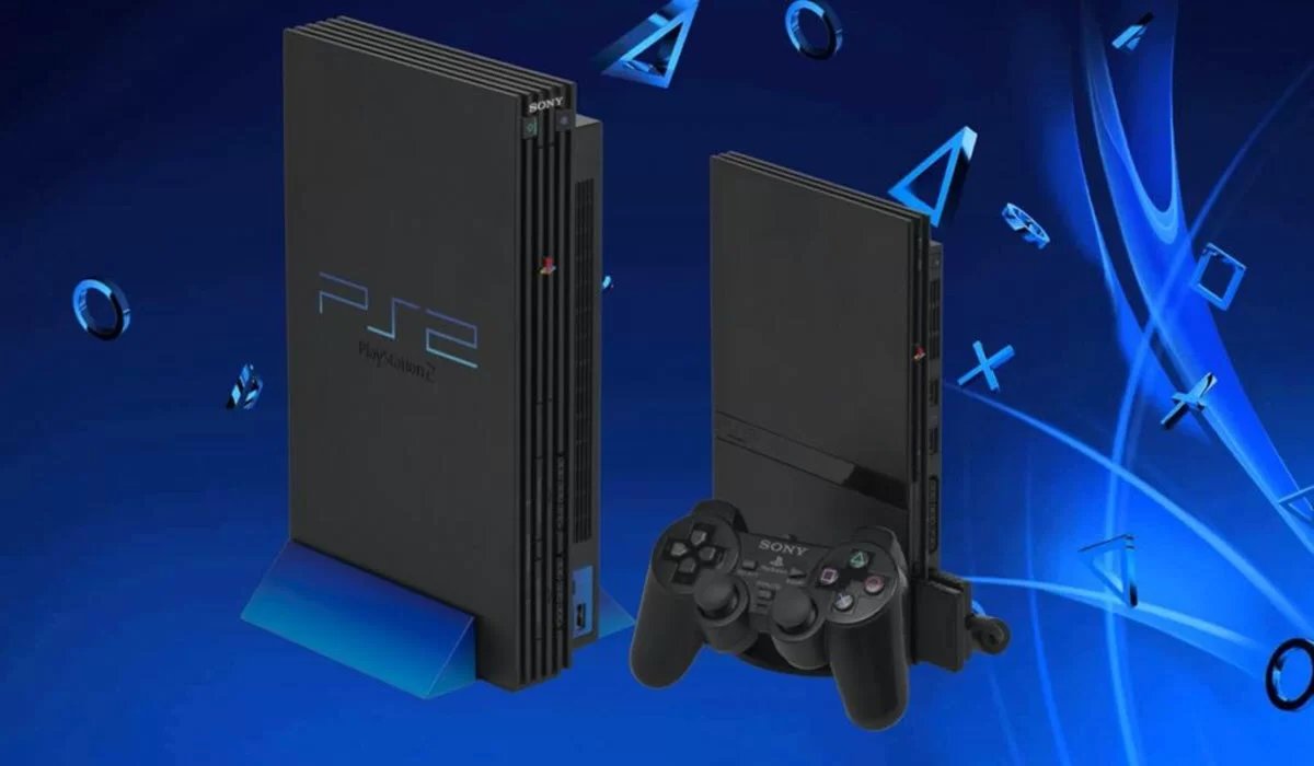 O PS2 está completando 25 anos hoje, então vamos a uma thread com 25 curiosidades sobre o console

1 - O PS2 recebeu jogos de 2000 a 2013, e o último dele, como vocês devem imaginar, foi um jogo de futebol: Pro Evolution Soccer 2014
