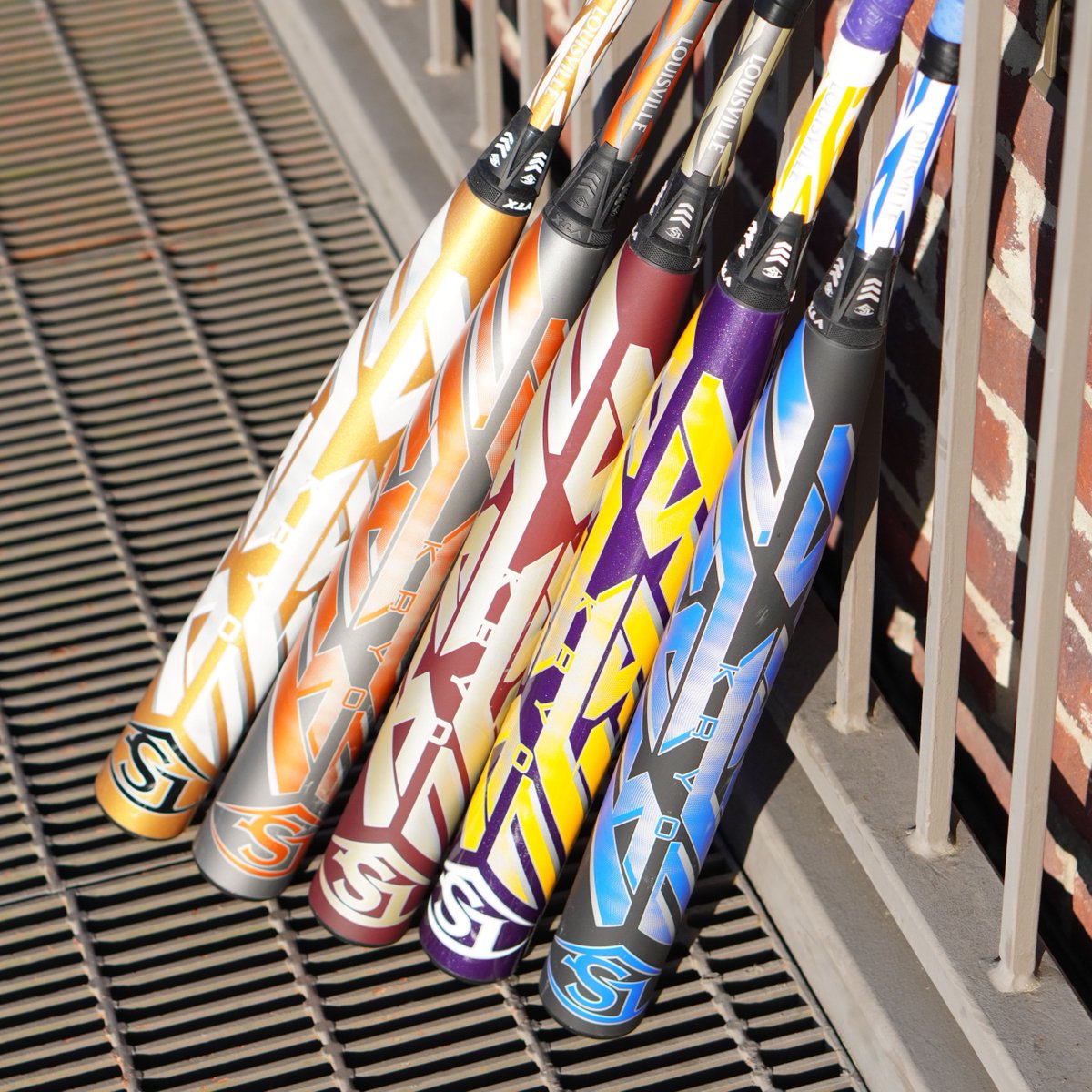 sluggerFP's tweet photo. Kryo looks good in any color ๐ #CustomCrafted https://t.co/t2M1gcPqtJ