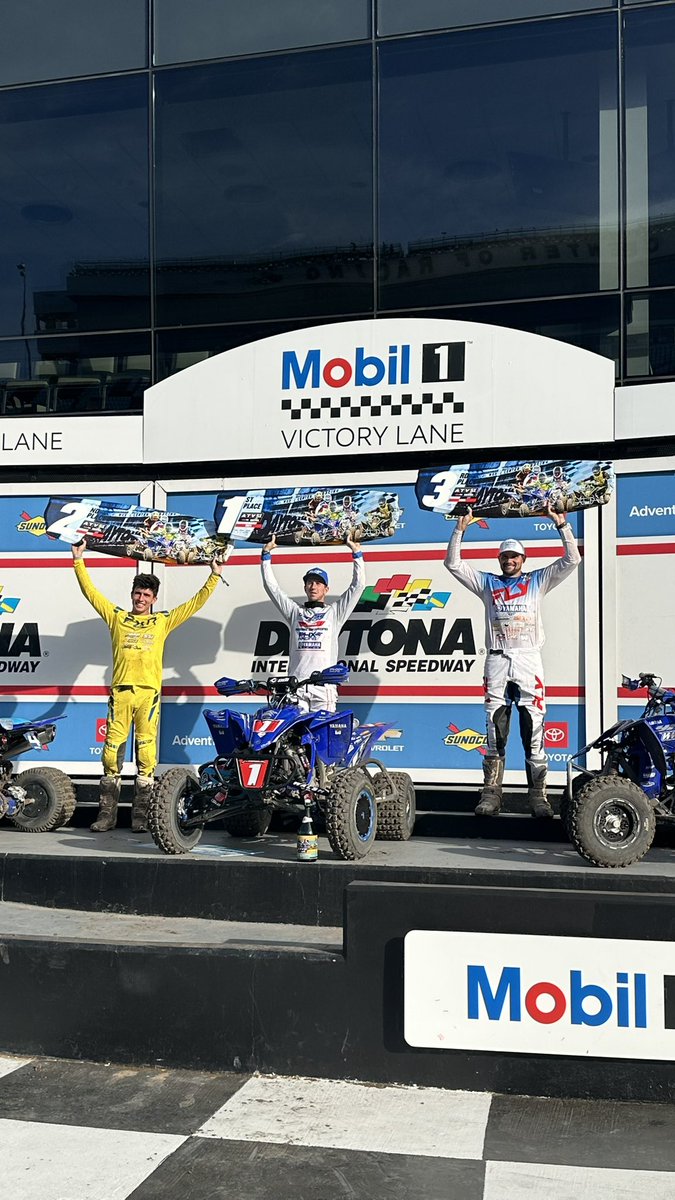 Joel Hetrick keeps the streak alive with a win at <a href="/DAYTONA/">Daytona International Speedway</a> ‼️ Bryce Ford and Chad Wienen round out the overall podium #ATVSX