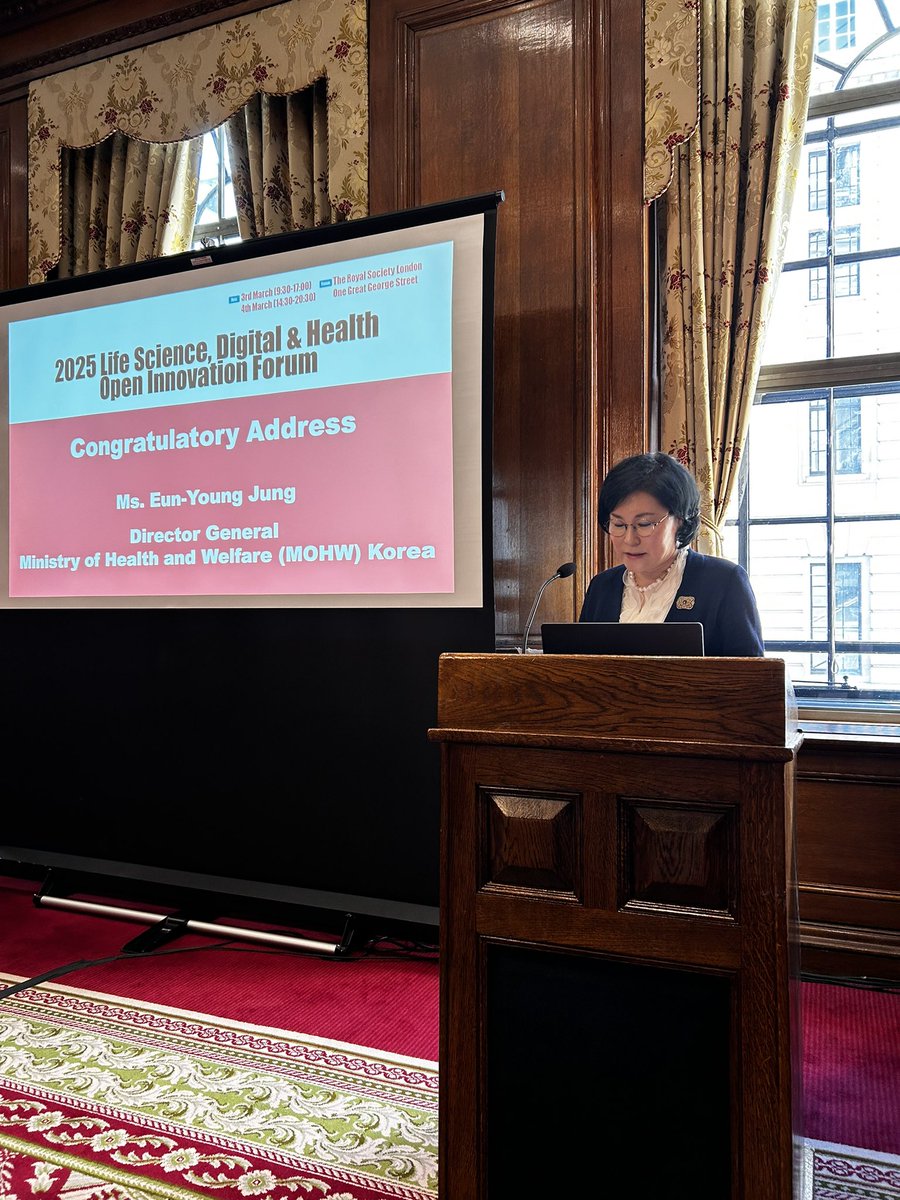 ChoLab_Synapse's tweet image. Day2 Life Science, Digital &Health Innovation Forum. Opening by Ms Patel @biztradegovuk🇬🇧 Ms E-K Jung (MOHW🇰🇷) Mr M Sakishige (JETRO London 🇯🇵) Exciting presentation/discussion from @lifearc1 @globalbrains_jp @AstellasEurope organised by @KingsCollegeLon