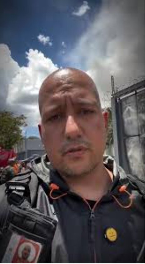 CNPCaracas's tweet image. #4Mar Comunicador Román Camacho (@RCamachoVzla) fue detenido #Hoy en horas de la tarde. 
Se confirma traslado a la sede de #CICPC en #ElHatillo .