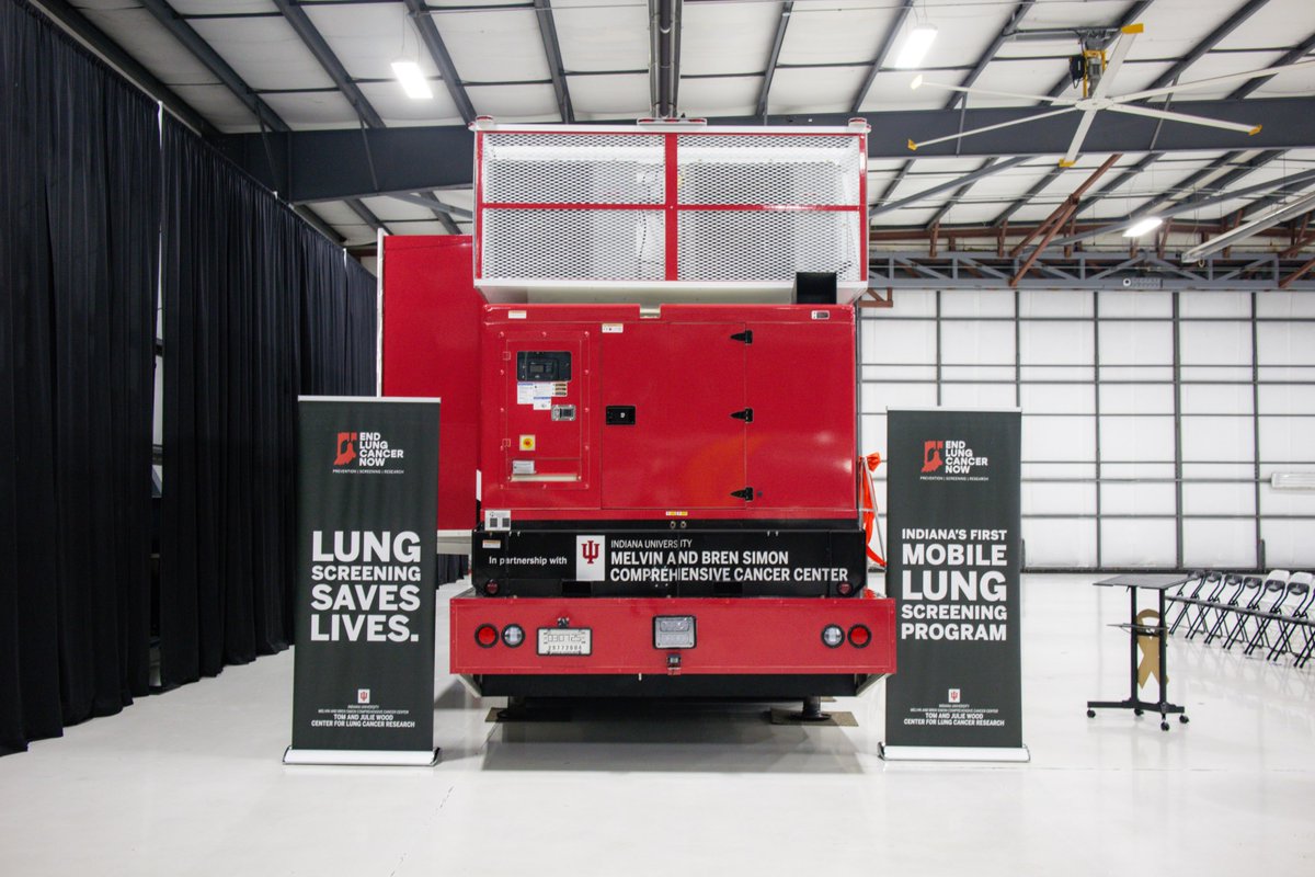 IUCancerCenter's tweet image. Indiana’s first mobile lung screening program, which includes a 40-foot truck with a CT scanner, is bringing life-saving lung screenings directly to Hoosiers across the state, making early lung cancer detection more accessible. Learn more: ow.ly/Cxkk50VawNk.