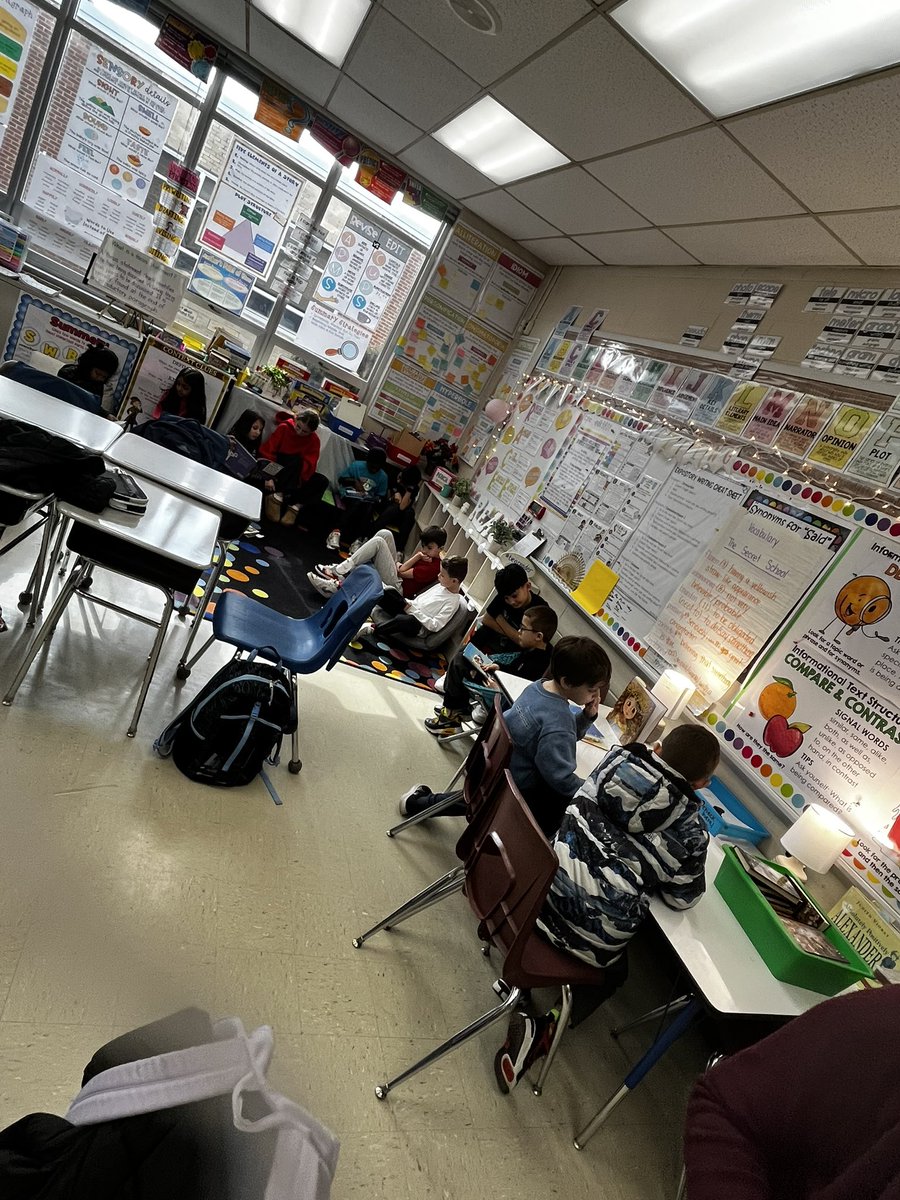 Robin Bayer tweet media