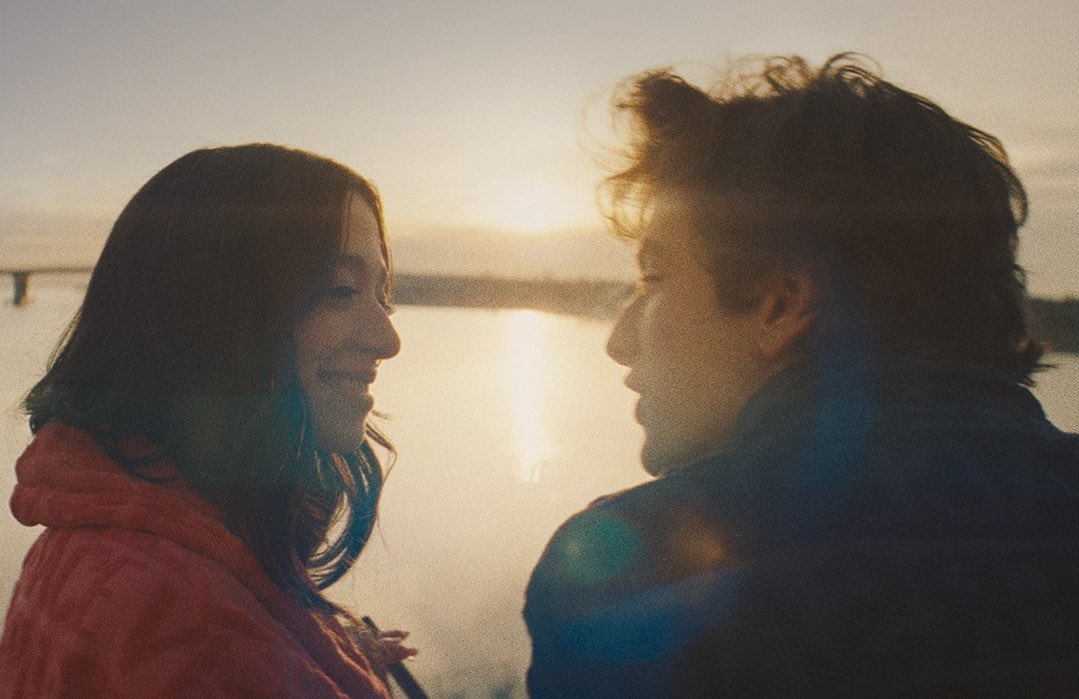 The 2025 #Oscars actually recieved 19.7M viewers, an increase from last year.

• Highest viewership figure for the show in 5 years

• Outperformed social interactions for The Grammys &amp; Super Bowl for the first time on record

See the full winners list: bit.ly/OscarWins25