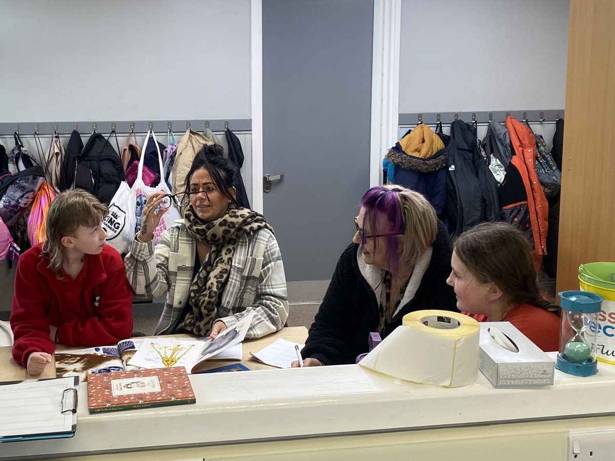 Carlton Windsor (@carltonwindsor6) on Twitter photo Windsor class enjoyed a ‘Stay and Read’ session with some of our parents and carers this afternoon. It was lovely to see such an enjoyment of books - especially some of our new non-fiction ones! <a href="/CarltonPS_SET/">Carlton Primary School</a> Windsor class enjoyed a ‘Stay and Read’ session with some of our parents and carers this afternoon. It was lovely to see such an enjoyment of books - especially some of our new non-fiction ones! <a href="/CarltonPS_SET/">Carlton Primary School</a>