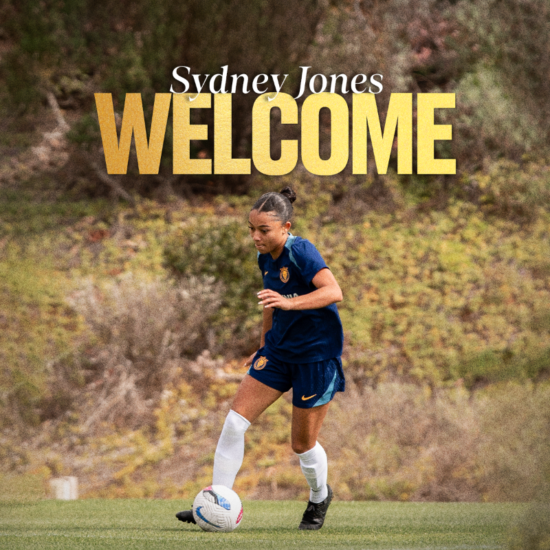 UtahRoyalsFC's tweet photo. Three new members of Royalty have signed short term contracts ✍️

Welcome Aria, Kayla, and Sydney!