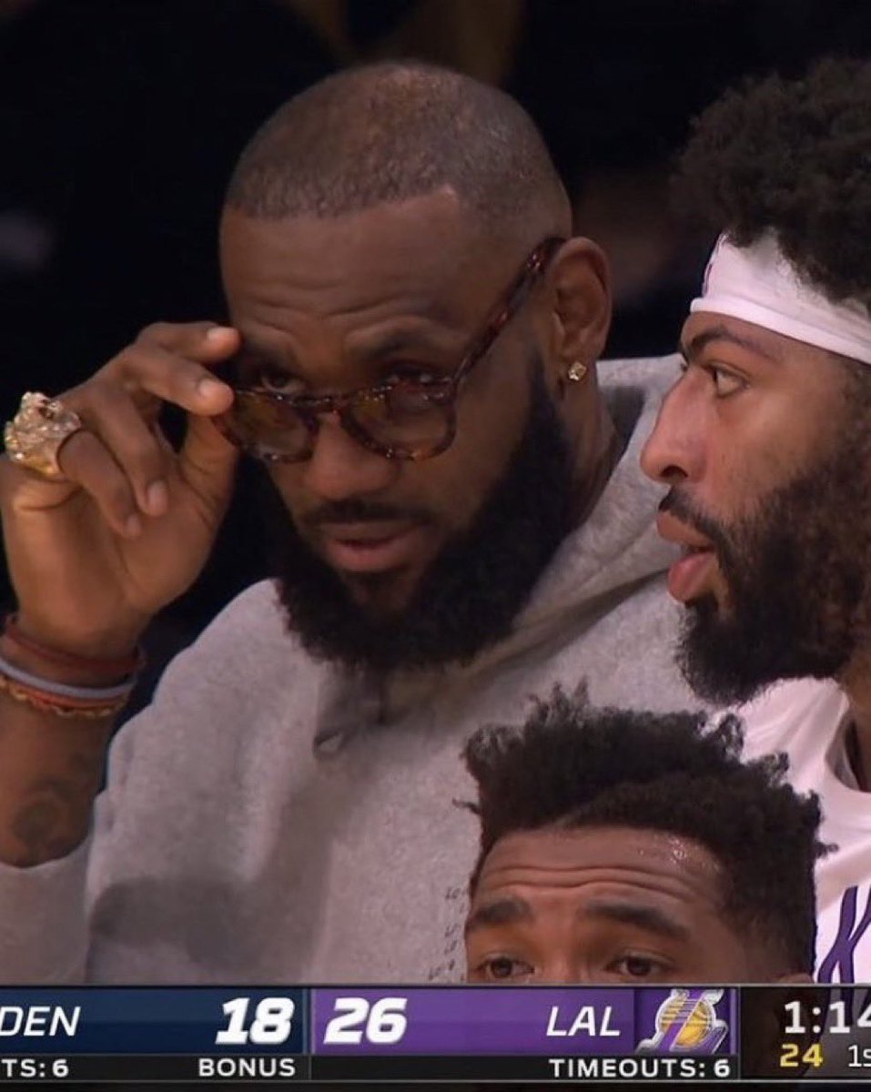 ThePettiestLA's tweet photo. Who wants to see Lebron hit 50k points? 👀🔥

We’re giving away VIP Lakers tickets for tonight’s game. All you have to do is is RT this post to enter.
( must be following @LFCoinDao &amp; @ThePettiestLA) https://t.co/nBHBnswQ8b