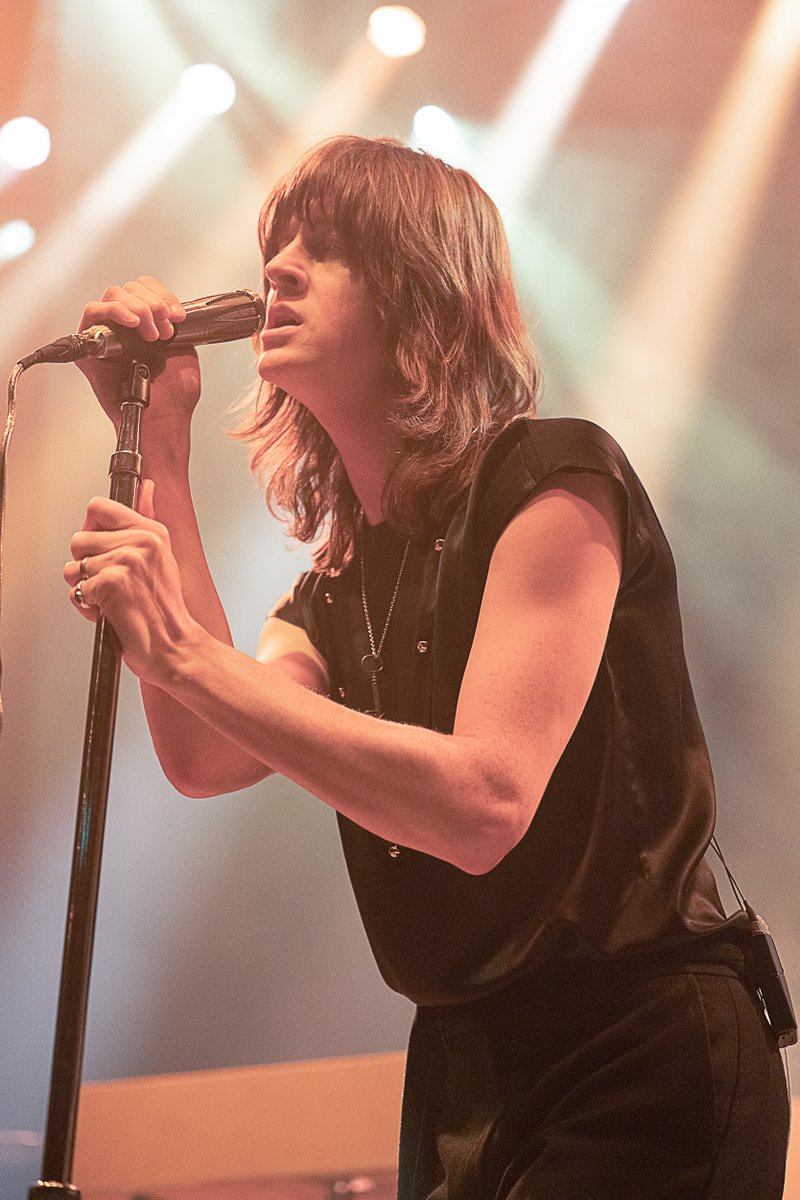 academyamg's tweet photo. This time last week @BlossomsBand were treating us to an outstanding set at @O2SBE for #BRITsWeek @WarChildUK🕺
Who was there for it? 👀
#Kasabian #O2ShepherdsBushEmpire #O2SBE #WarChildUK #WarChild https://t.co/7a6NgQnifx