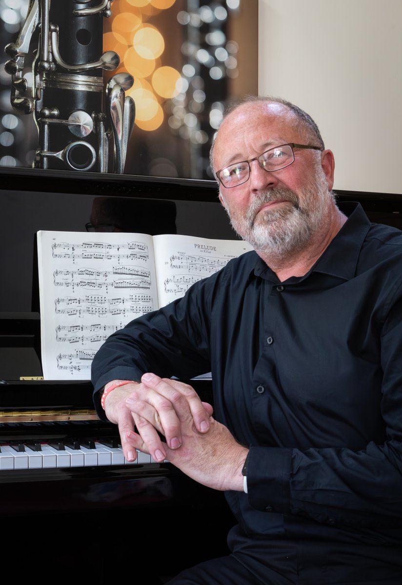 We are delighted to announce the appointment of Richard Joyce, our new Musical Director.  Richard brings with him a wealth of experience and we are very much looking forward to an exciting 2025 and beyond under his direction.