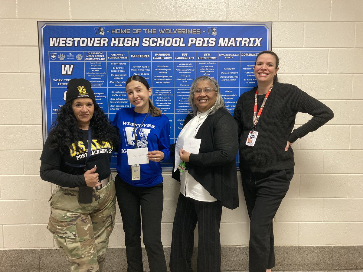 🌟Happy Social Workers Week! 🌟We are so lucky to have you both! 🙏Thank you for the difference you make every day <a href="/WestoverHS/">Westoverhigh</a> 💙🤩 You are very appreciated!