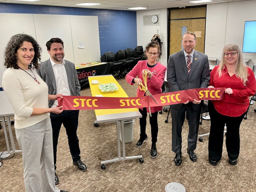 STCC is launching the Center for Innovation in Teaching and Learning! 🎓💡 This new hub will empower faculty with cutting-edge strategies &amp; tech to enhance student success.

Learn more: stcc.edu/about-stcc/new…