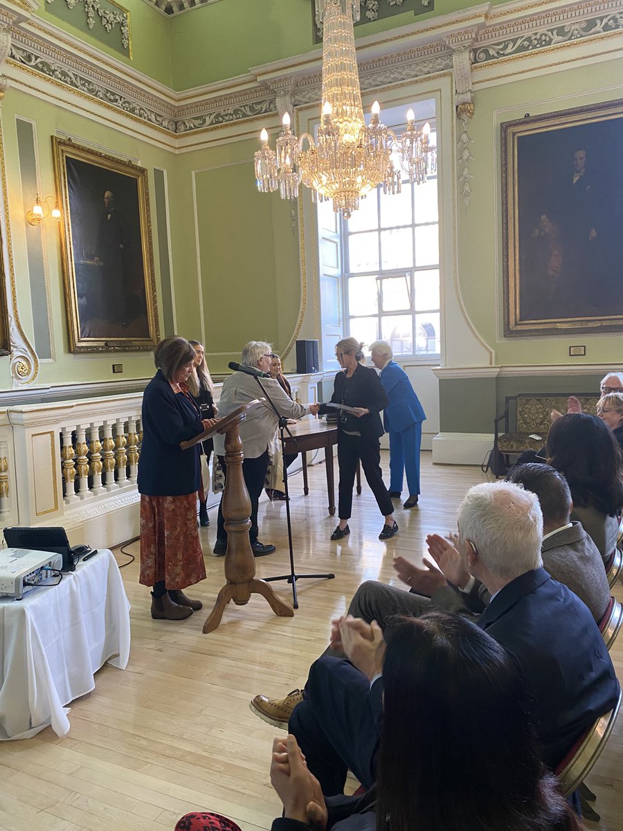 Celebration of the <a href="/doncLP24/">@DoncLP24</a> programme with presentations to our amazing school leaders and coaches from Mayor Ros Jones, Cllr Sue Farmer and <a href="/Rianaguk/">Riana nelson</a> 👏👏👏