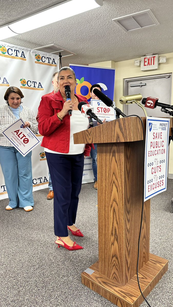 Digámoslo bien alto y claro, los padres, la comunidad y los maestros estamos preparados para defender la educación pública y proteger a nuestros niños. <a href="/AFTunion/">AFT</a> @OCTA  #ProtejamosNuestrosNińos