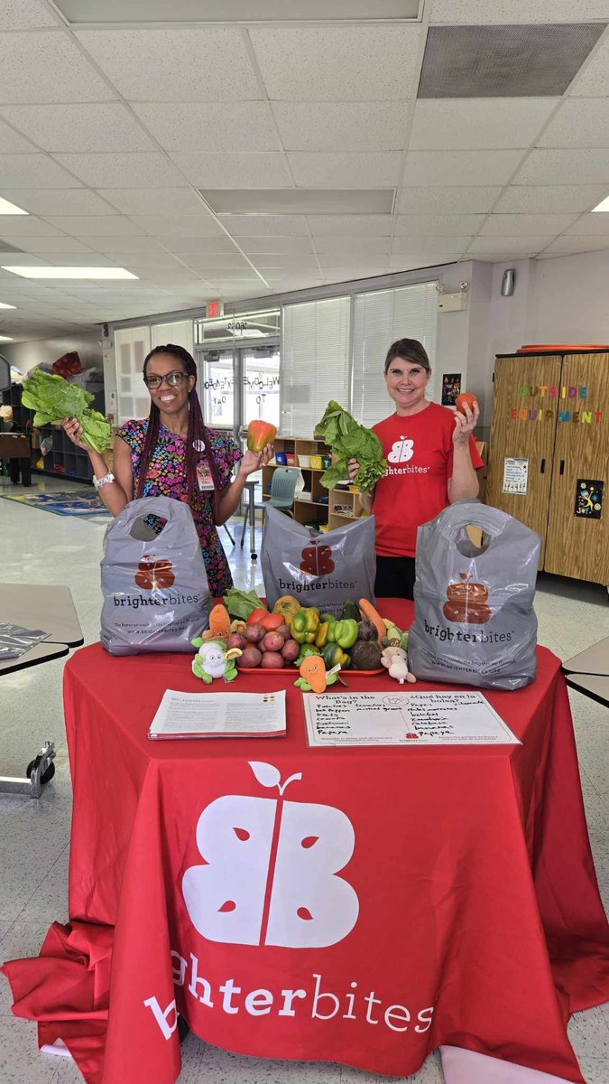 Mission Bend Glen Elementary (@mbge_gators) on Twitter photo Special thanks to Brighter Bites for partnering with our community and providing healthy food choices. #overallhealth <a href="/FBISDCommunity/">FBISD Collaborative Communities</a> Special thanks to Brighter Bites for partnering with our community and providing healthy food choices. #overallhealth <a href="/FBISDCommunity/">FBISD Collaborative Communities</a>