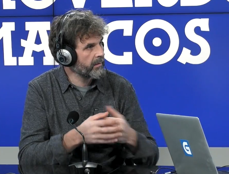 Hoxe publicouse unha nova edición do programa da Radio Galega #movendomarcos. Neste número adicado a Cenlitros comentamos algúns proxectos do estudio baixo a perspectiva do deseño transversal. 
Dirección: Daniel Portela <a href="/DodemoGal/">dodemo</a>

agalega.gal/videos/detail/…