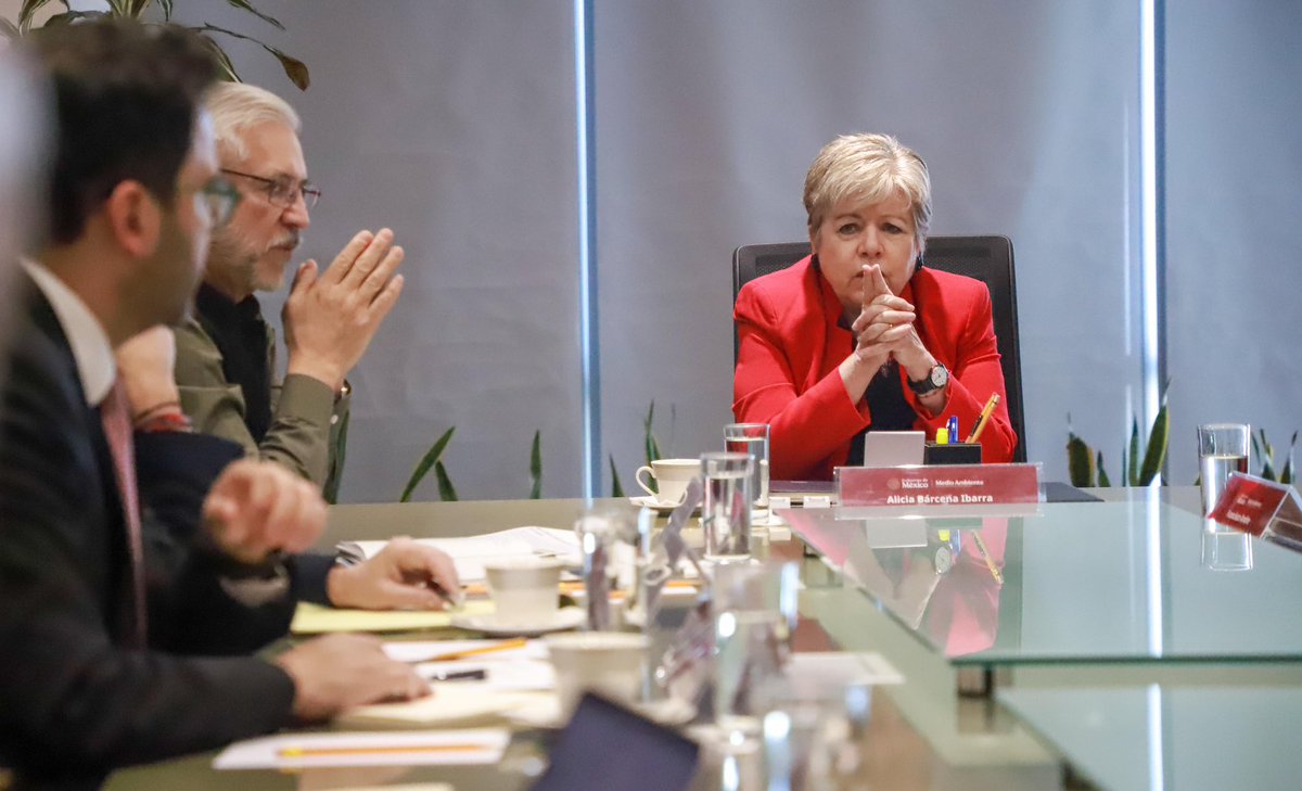 SEMARNAT México (@semarnat_mx) on Twitter photo Esta tarde la secretaria <a href="/aliciabarcena/">Alicia Bárcena</a> se reunió con el embajador de la <a href="/UEenMexico/">Unión Europea en México 🇪🇺🇲🇽</a>, <a href="/FAndreUE/">Francisco André</a>, y el director para América Latina y el Caribe de <a href="/EU_Partnerships/">EU International Partnerships 🇪🇺</a>, Félix Fernández-Shaw, con quienes conversó sobre la agenda ambiental que México y la Unión Europea comparten en la Esta tarde la secretaria <a href="/aliciabarcena/">Alicia Bárcena</a> se reunió con el embajador de la <a href="/UEenMexico/">Unión Europea en México 🇪🇺🇲🇽</a>, <a href="/FAndreUE/">Francisco André</a>, y el director para América Latina y el Caribe de <a href="/EU_Partnerships/">EU International Partnerships 🇪🇺</a>, Félix Fernández-Shaw, con quienes conversó sobre la agenda ambiental que México y la Unión Europea comparten en la