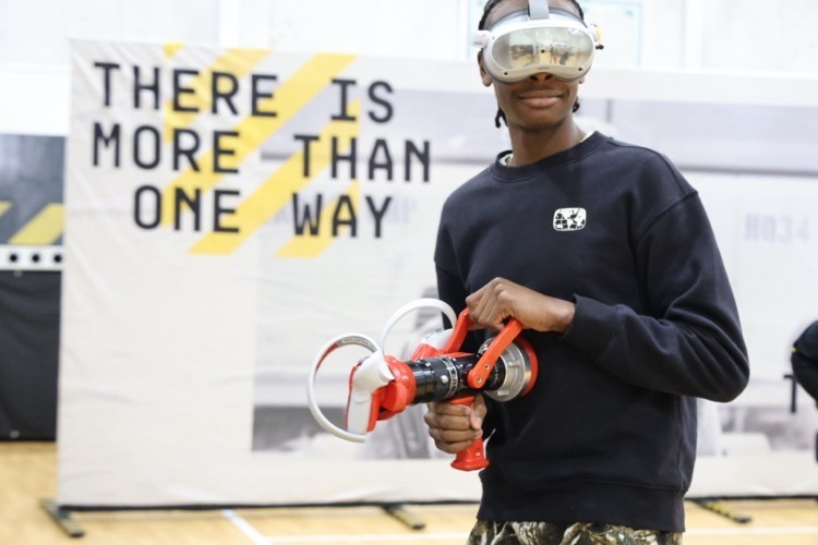 Windsor High School Students Take on “Mission Day” with the Army National Guard windsorct.org/o/whs/article/…