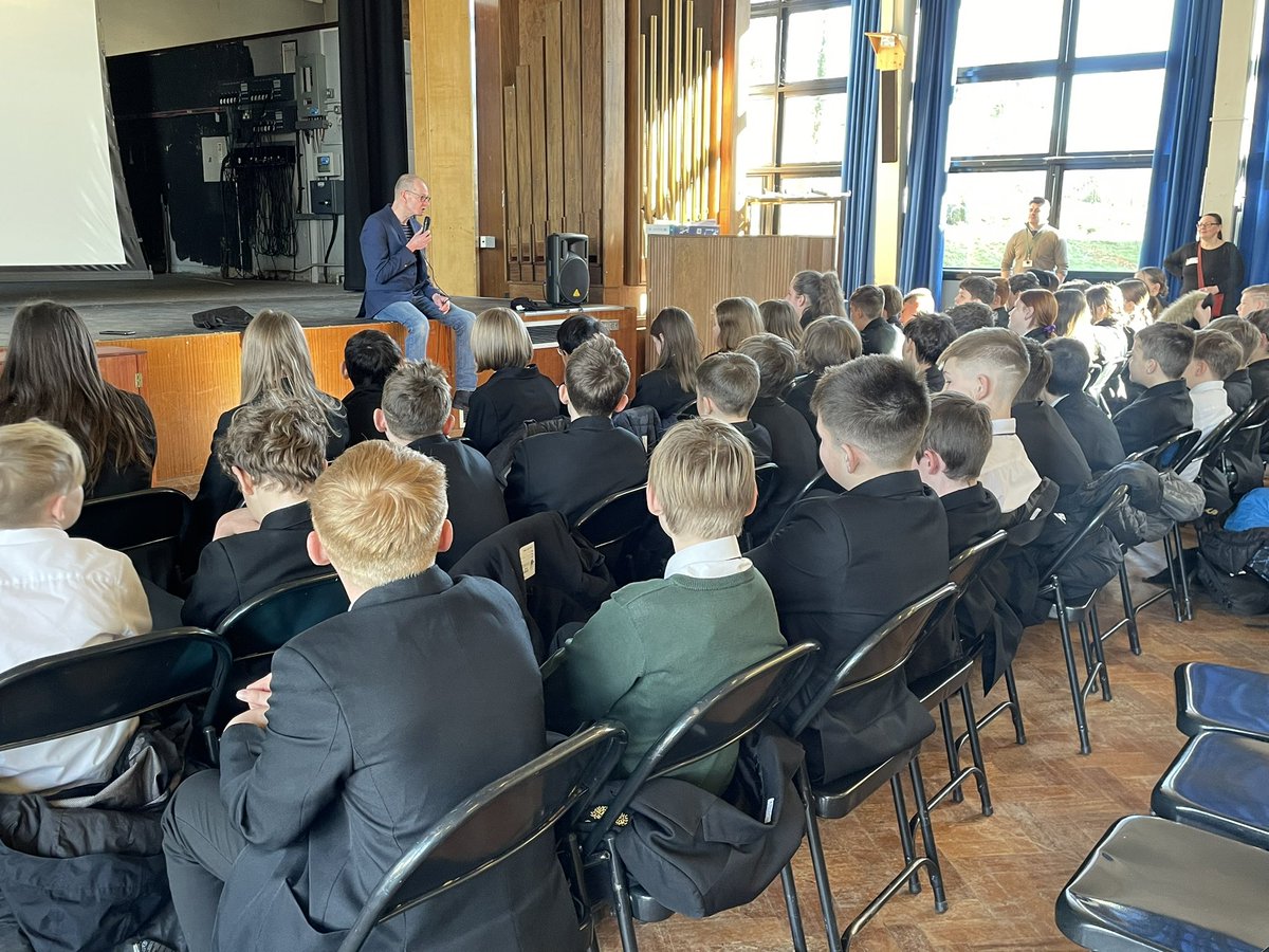 KHSMiddlePhase's tweet photo. A lovely visit from author @DanielMorden3 yesterday to kick off our World Book Week celebrations! Year 7 thoroughly enjoyed 😊 @KingHenrySchool https://t.co/M0lA2n4X53