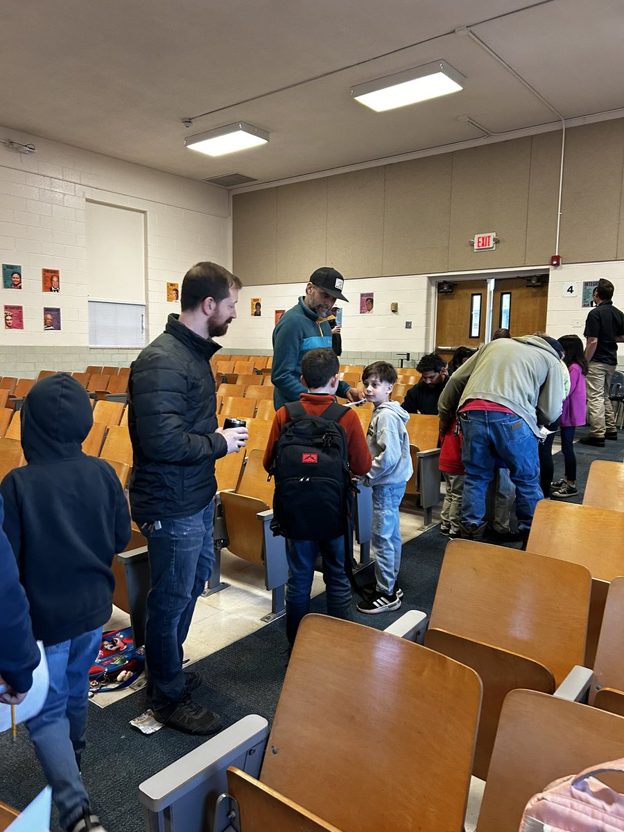 De Zavala Elementary School tweet media