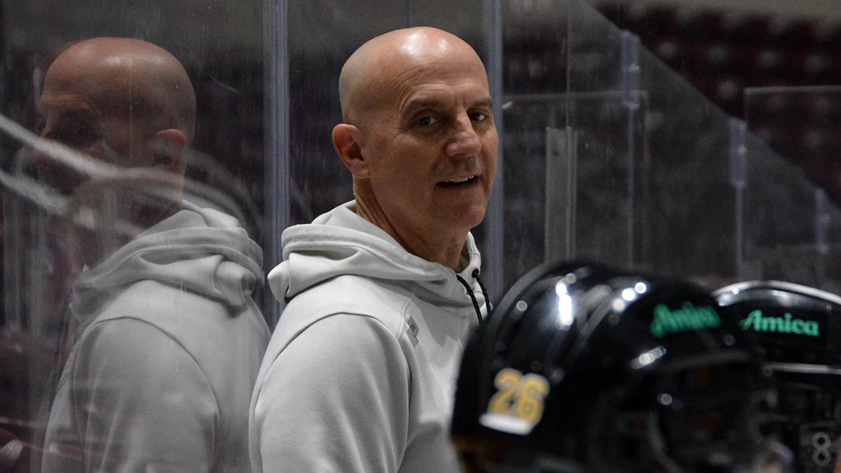 Versatility on the ice is a valuable characteristic for a hockey team. The <a href="/AHLBruins/">Providence Bruins</a> also have versatility in their support staff with team physical therapist Dave Pezzullo.

📝: theahl.com/news/pezzullo-…