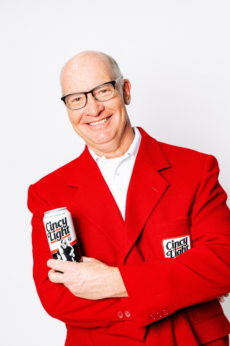 Dan Hoard (@dan_hoard) on Twitter photo Tomorrow is a “ring of red” game at Fifth Third Arena.
Seems like the perfect time to bust out the glorious <a href="/CincyLight/">Cincy Light</a> jacket! Tomorrow is a “ring of red” game at Fifth Third Arena.
Seems like the perfect time to bust out the glorious <a href="/CincyLight/">Cincy Light</a> jacket!