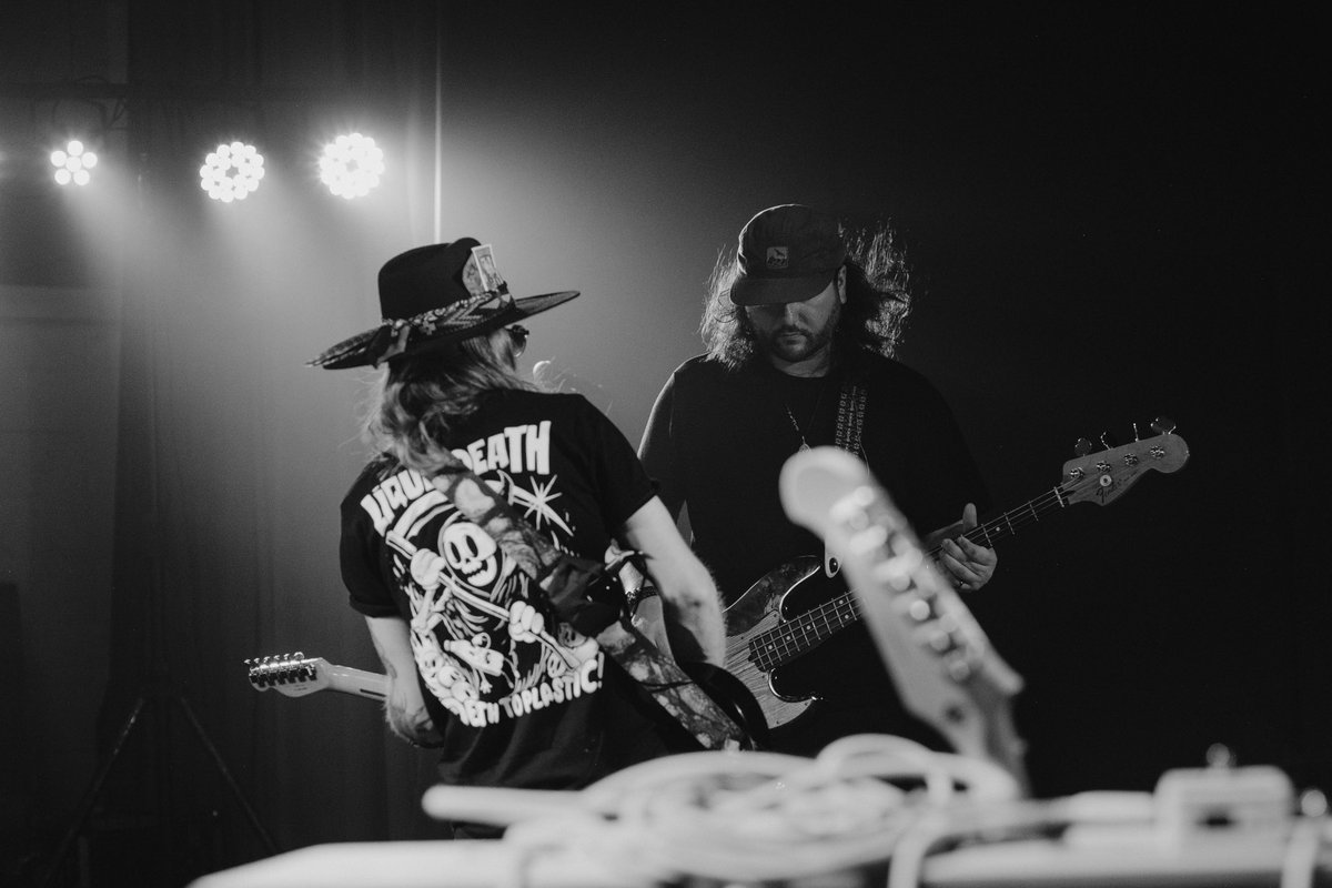 out here jamming jams