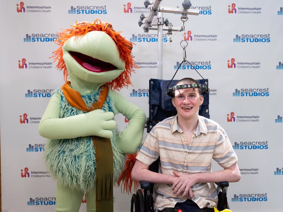 Ryan Seacrest Foundation (@ryanfoundation) on Twitter photo Thanks for stopping by Fraggle Rock - Back to the Rock LIVE! Boober Fraggle came by #SeacrestStudios at <a href="/primarychildren/">Primary Children's Hospital</a> to read stories, show off his moves and more. Boober left behind many smiles and laughs, filling the room with positivity for patients and families. Thanks for stopping by Fraggle Rock - Back to the Rock LIVE! Boober Fraggle came by #SeacrestStudios at <a href="/primarychildren/">Primary Children's Hospital</a> to read stories, show off his moves and more. Boober left behind many smiles and laughs, filling the room with positivity for patients and families.