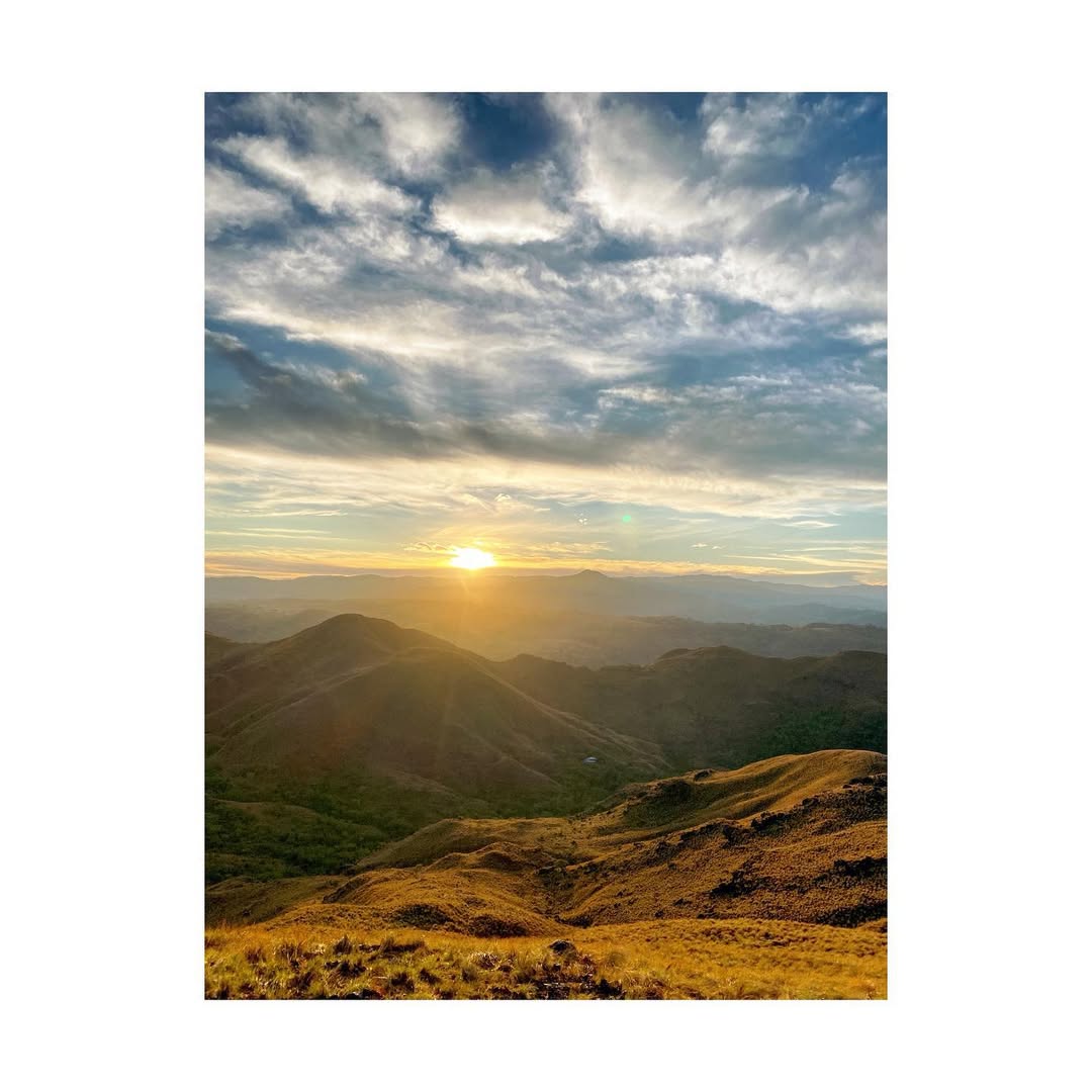 ford_cora78's tweet image. Reaching new heights at Cerro Pelado,where the views are as wild as the adventure. 🌄🌿 #cerropelado #costaricaadventures #explorecreate #mountainviews #puravida