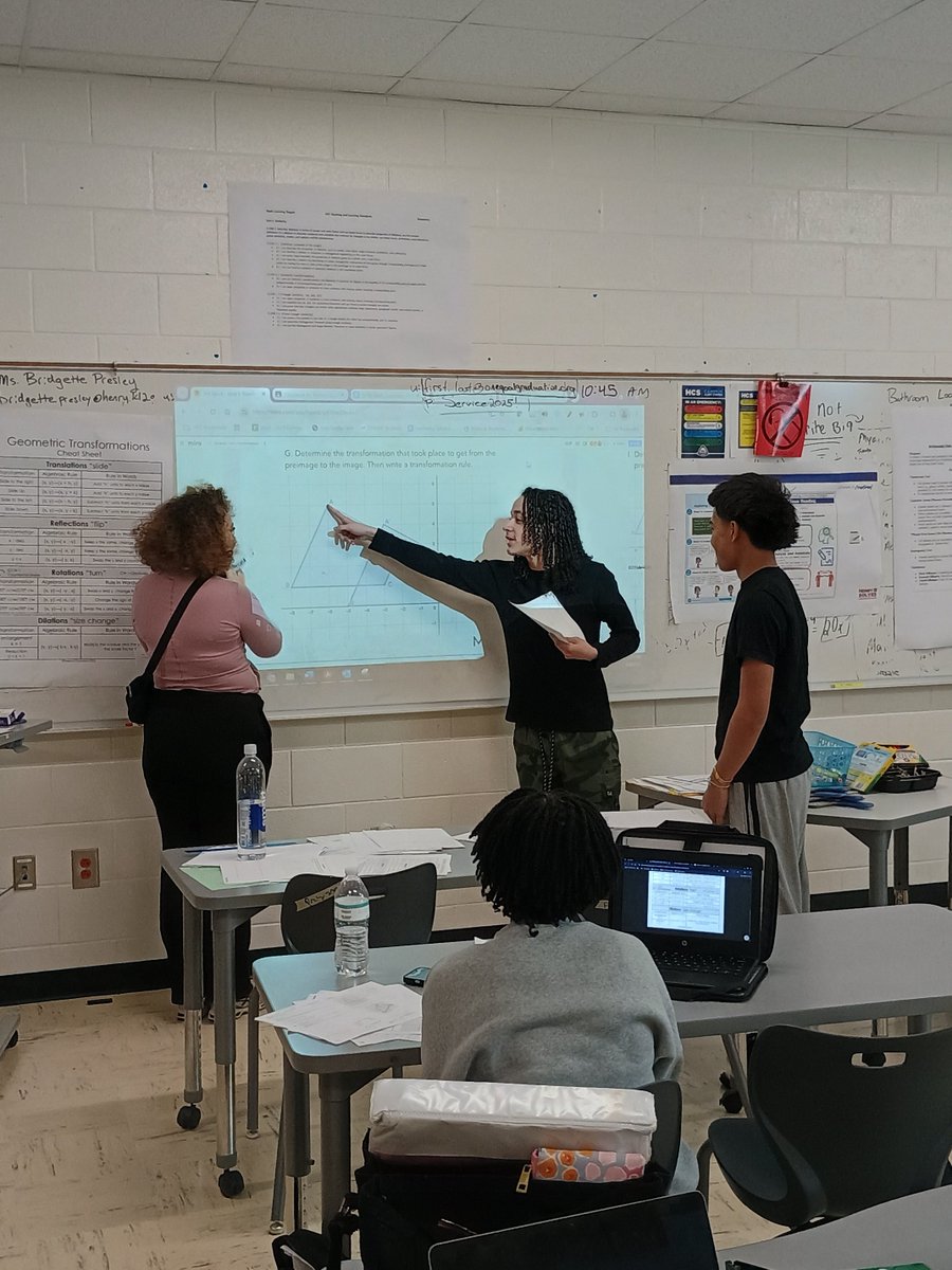 P r e s l e y tweet media