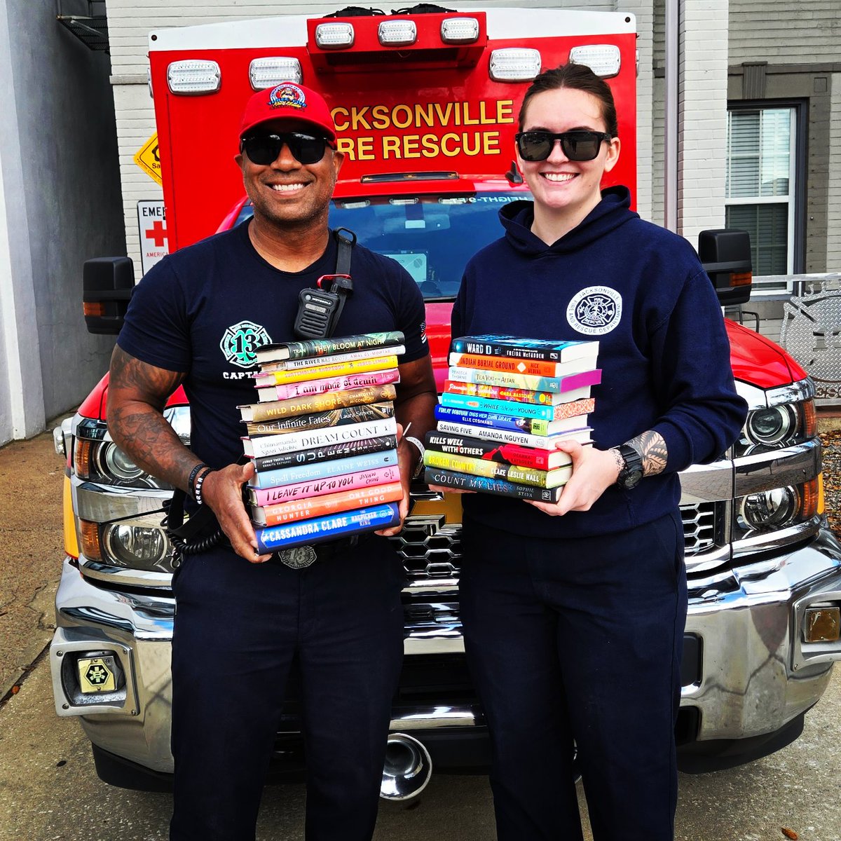 New Book Tuesday is brought to you by our firefighters because there are so many books, you're going to need a rescue!  Some are hot, some are so good that it'll take the jaws of life to pry them out of your hands, rest will get you safely to next week! 
sanmarcobooksandmore.com/event/new-book…