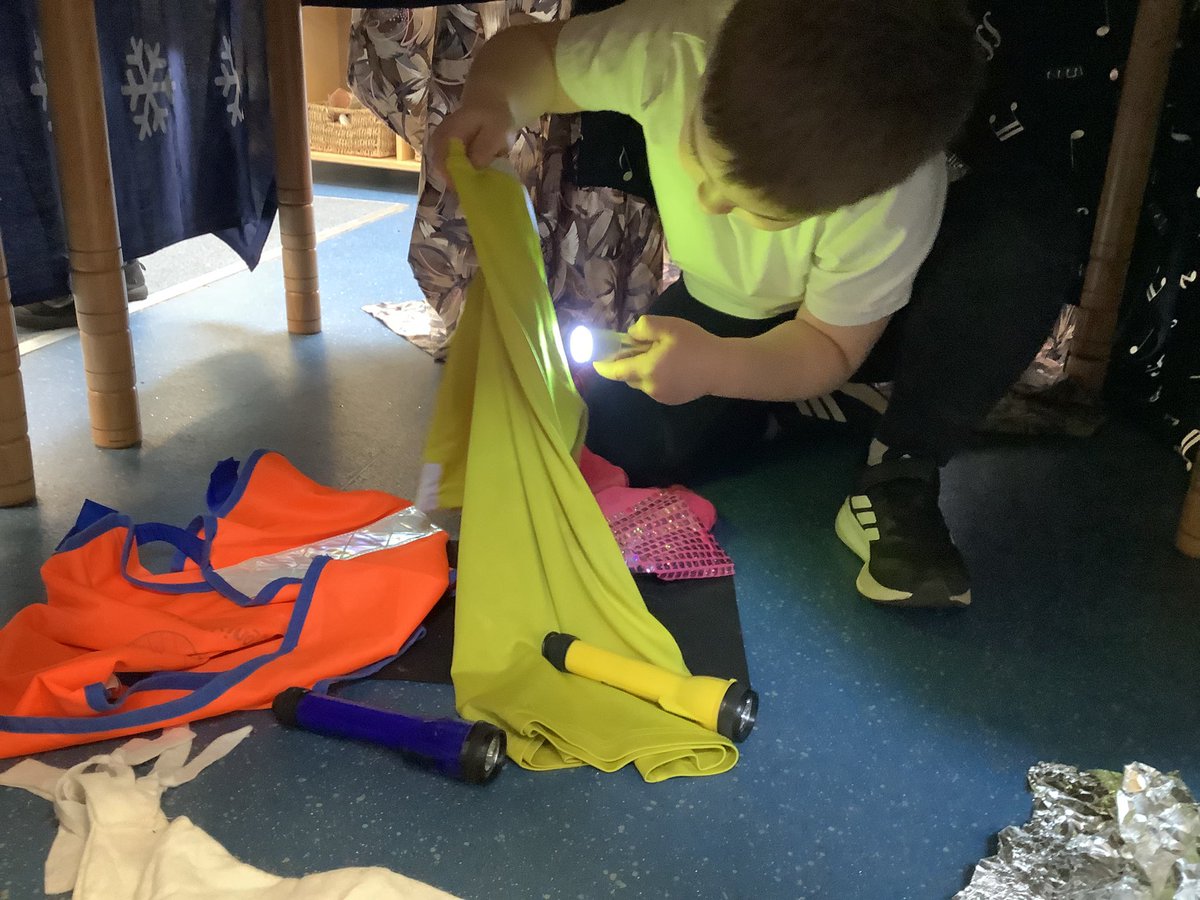 We have enjoyed investigating different materials in the dark den as part of science week. We helped Gem and Cosmo identify which colours would be safe to wear and be seen in the dark. #Allsaintsscience #scienceweek #Allsaintseyfs