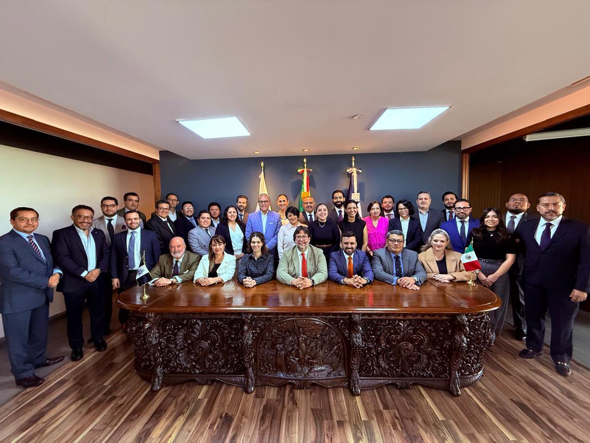 Reunión de trabajo de las Comisiones de nuestro Colegio.