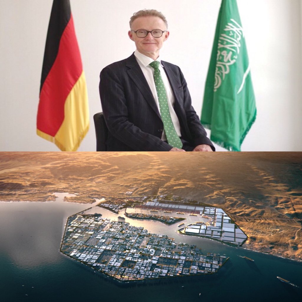 السفير الألماني في #الرياض 

نعمل مع #السعودية على بناء أحد أكبر مصانع الهيدروجين في العالم في #نيوم، وتمكين الاستثمارات في إزالة الكربون من الصناعات كثيفة الاستهلاك للطاقة، لبناء سلاسل إمداد طاقة مرنة ومنخفضة الكربون تواكب المستقبل.