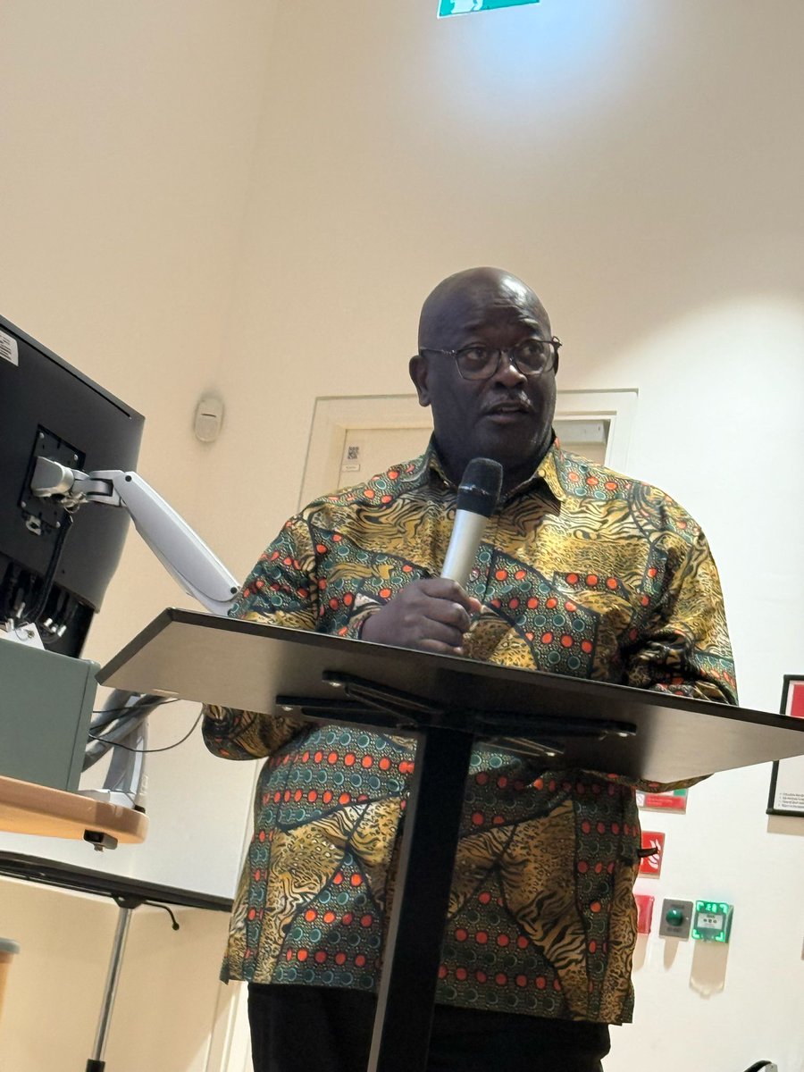 At #AfricaPublicSquare at King’s College London emphasised need for Africa to rid itself of pilferers of its resources, feed itself &amp; finance itself from its immense wealth to gain respect of global partners. Africa must not wait to be sat at a table. It can create its own.