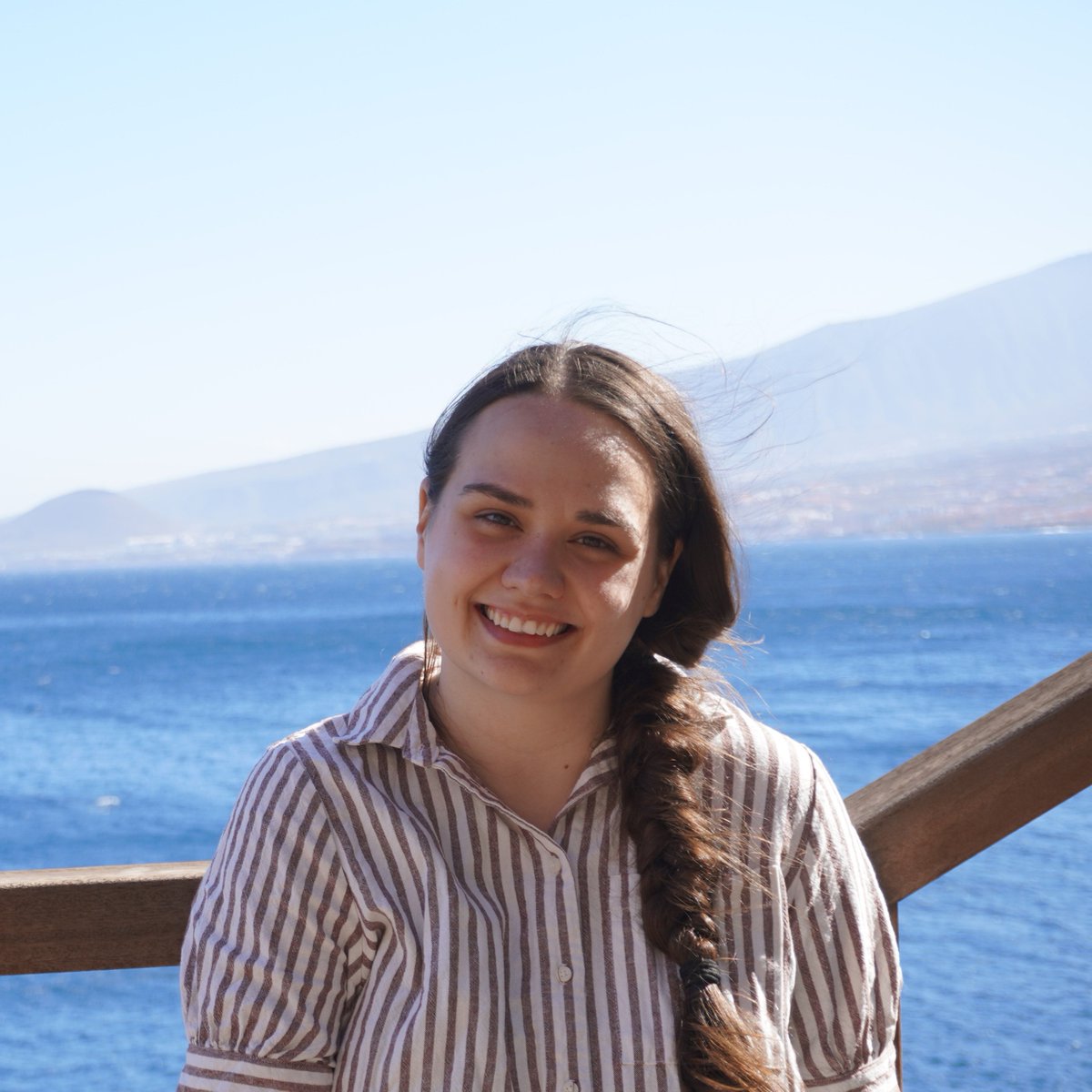 Science & Policy Ex (@dsp_spe) on Twitter photo 🌍 Meet Cassandra Johannessen, our Co-President!
🔬 PhD candidate in Chemistry at <a href="/Concordia/">Concordia University</a>, she studies tire-derived compounds in the environment using fieldwork, experiments & modeling. Passionate about #SciComms, she works to improve global #environmental policies.
#SciPol 🌍 Meet Cassandra Johannessen, our Co-President!
🔬 PhD candidate in Chemistry at <a href="/Concordia/">Concordia University</a>, she studies tire-derived compounds in the environment using fieldwork, experiments & modeling. Passionate about #SciComms, she works to improve global #environmental policies.
#SciPol