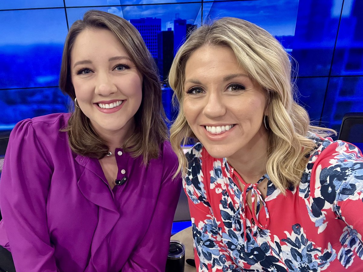 Getting to anchor with my girl <a href="/MeganCMannering/">Megan Mannering</a> today! Join us starting at 5 over on <a href="/LEX18News/">LEX 18 News</a>! 
lex18.com/live