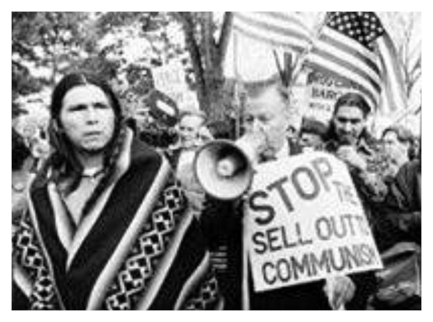 WaytooNDN's tweet photo. Dennis Banks during the AIM BIA takeover 1972
#LandBack #NeverForget #WKII #NDNZ #WoundedKneeII #WoundedKneeLiberationDay #AmericanIndianMovement https://t.co/HWBvRkgXLT