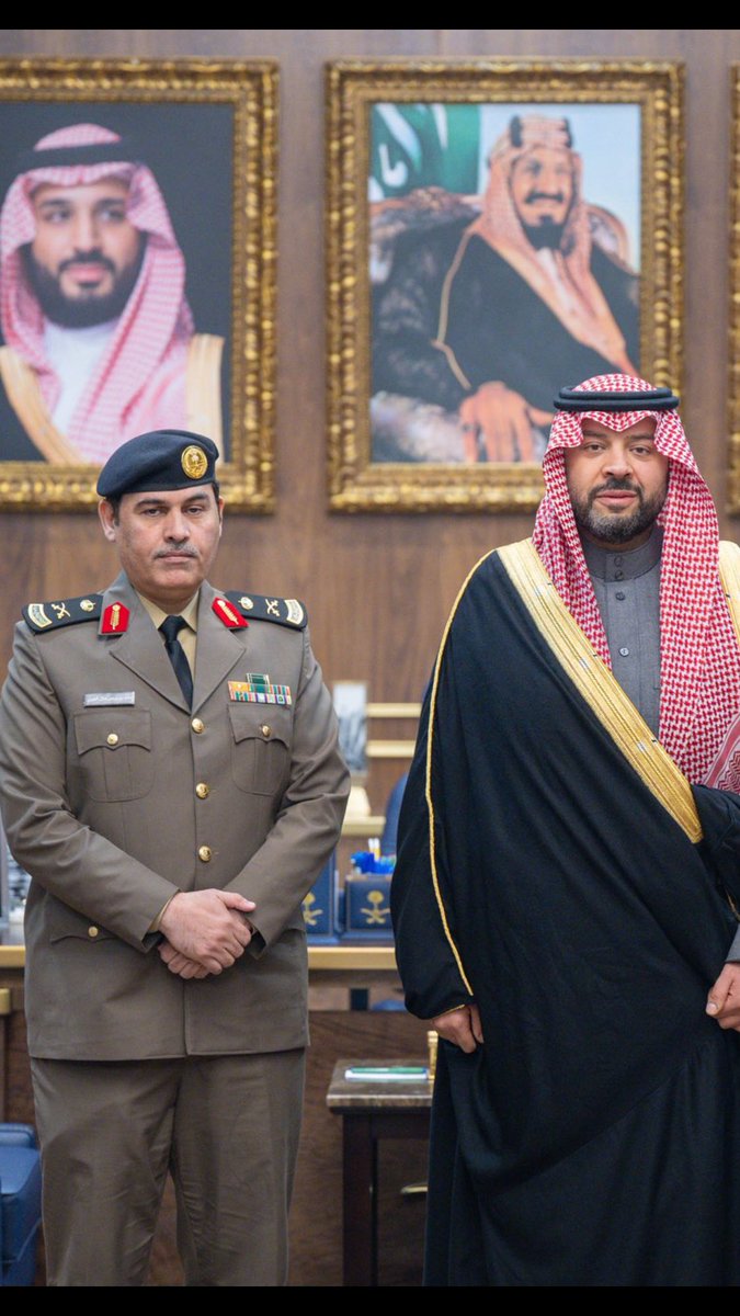 اجمل التهاني والتبريكات لسعادة اللواء ماجد بن برجس العتيبي مساعد مدير شرطة منطقة الحدود الشمالية بترقيته بعد صدور الأمر الملكي الى رتبة لواء.
تستاهل ابو برجس والله يوفقك.