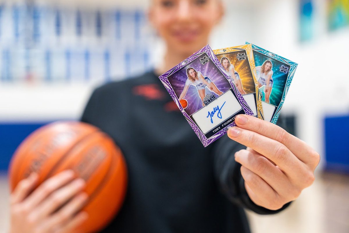 Leaf_Cards's tweet photo. Toby Fournier is the 2025 ACC Rookie of the Year!

This Leaf Exclusive is taking women’s basketball by storm📈🏀 https://t.co/f4lBB5CaK4