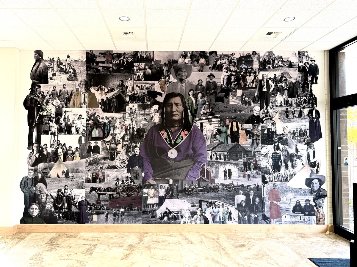 aanjiniigikwe's tweet image. There’s a photo mural of many of our ancestors at the entrance of our tribal office. It’s a beautiful tribute to the perseverance of those who came before us. We owe so much to them. #LittleShell 🧡🪶♾️