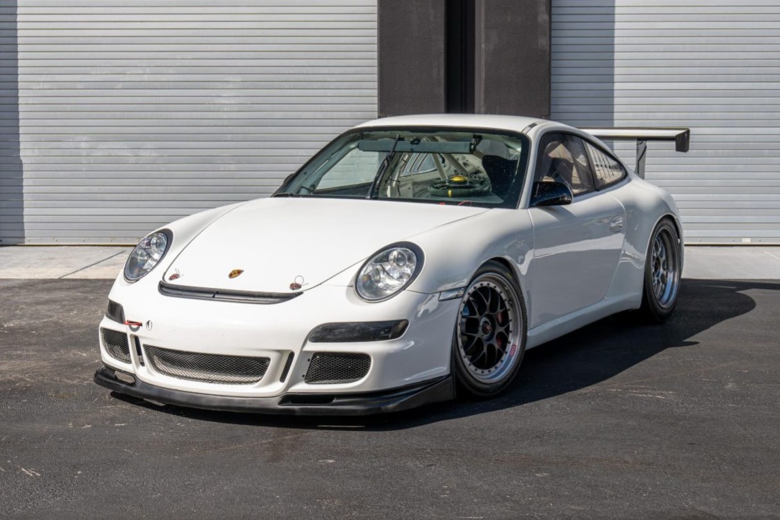 Bringatrailer's tweet image. Sold: 2009 Porsche 911 GT3 Cup for $55,000. bringatrailer.com/listing/2009-p…