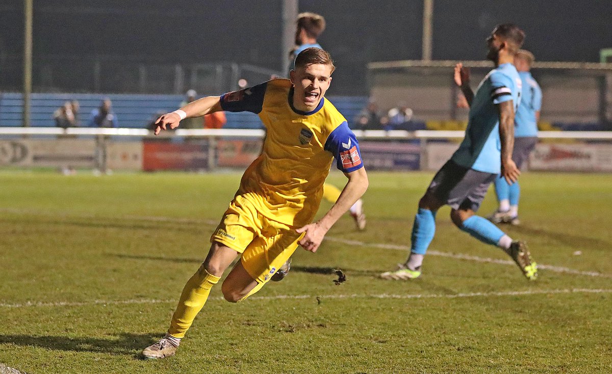 NickyHayesPhotos (@nickyhayesphoto) on Twitter photo What a fantastic match at The Aspect Arena as <a href="/ConcordRangers/">Concord Rangers FC</a> drew 4-4 with <a href="/cambridgecityfc/">Cambridge City FC</a> in the <a href="/IsthmianLeague/">The Pitching In Isthmian League</a> North. Concord's scorers were <a href="/MontrellDeslan1/">Montrell Deslandes</a> Connor Brooks Sherquan Toussaint and Bobby Kelman <a href="/CJPhillips1982/">Chris Phillips</a> #LovePhotography What a fantastic match at The Aspect Arena as <a href="/ConcordRangers/">Concord Rangers FC</a> drew 4-4 with <a href="/cambridgecityfc/">Cambridge City FC</a> in the <a href="/IsthmianLeague/">The Pitching In Isthmian League</a> North. Concord's scorers were <a href="/MontrellDeslan1/">Montrell Deslandes</a> Connor Brooks Sherquan Toussaint and Bobby Kelman <a href="/CJPhillips1982/">Chris Phillips</a> #LovePhotography