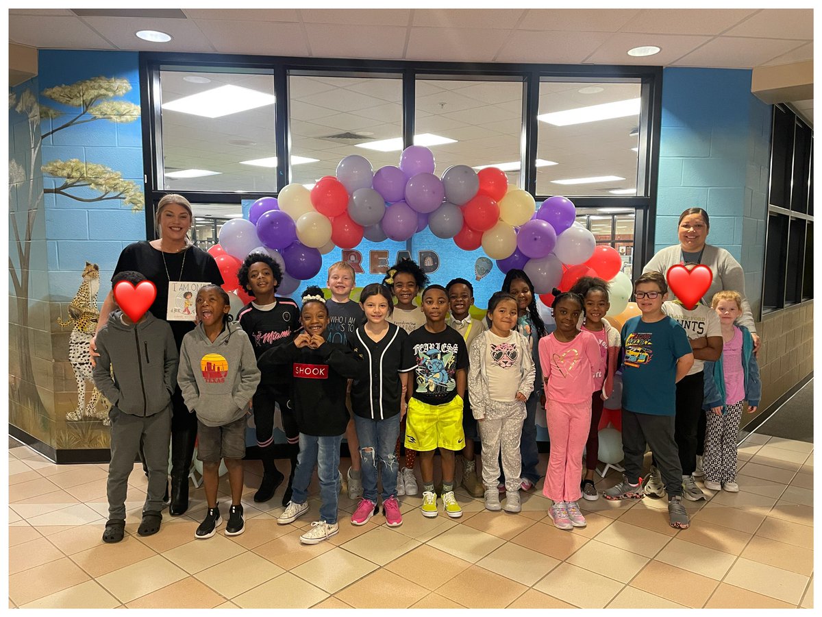 Mrs. Schroeder (@mschroeder_lse) on Twitter photo Thank you <a href="/MrsKHathorn/">Kathryn Hathorn</a> for taking the time to come read to the Schroeder Smarties today! We loved participating in Read Across America Week! ❤️📚 <a href="/HumbleISD_LSE/">Lakeshore Elementary</a> #schroedersmarties Thank you <a href="/MrsKHathorn/">Kathryn Hathorn</a> for taking the time to come read to the Schroeder Smarties today! We loved participating in Read Across America Week! ❤️📚 <a href="/HumbleISD_LSE/">Lakeshore Elementary</a> #schroedersmarties