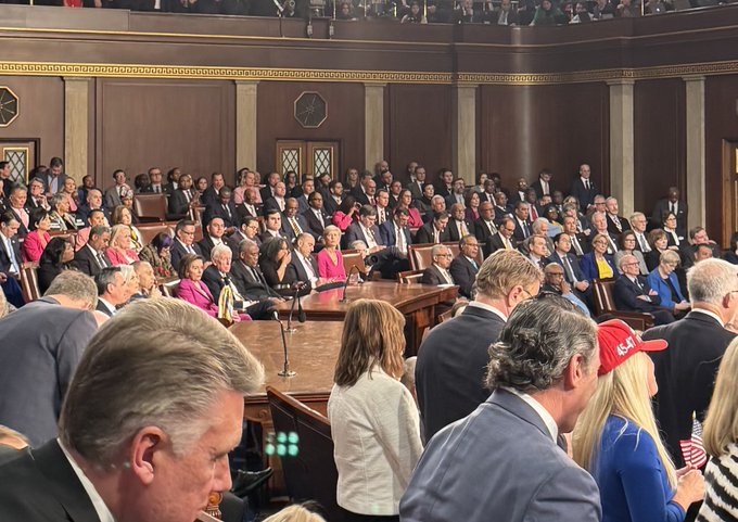 Democrats can't even stand and cheer for a kid with brain cancer getting an honorary Secret Service badge. Pathetic.

They refuse to honor the life of Laken Riley in front of her grieving family. 

Disgusting lack of respect